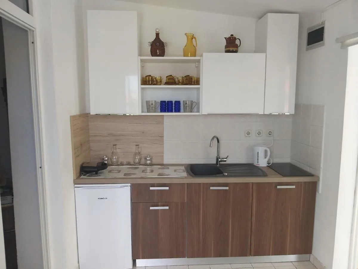 Apartment Milka Vinjerac